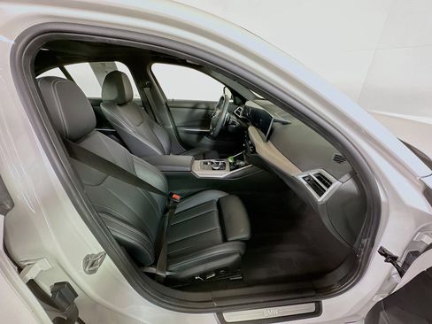 Used 2025 BMW 330i 330i w/ Convenience Package image 34