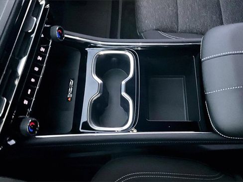 New 2026 Chevrolet Traverse LT w/ LPO, Floor Liner Package image 8