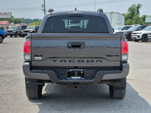 Used 2023 Toyota Tacoma TRD Pro AWD/4WD image 6