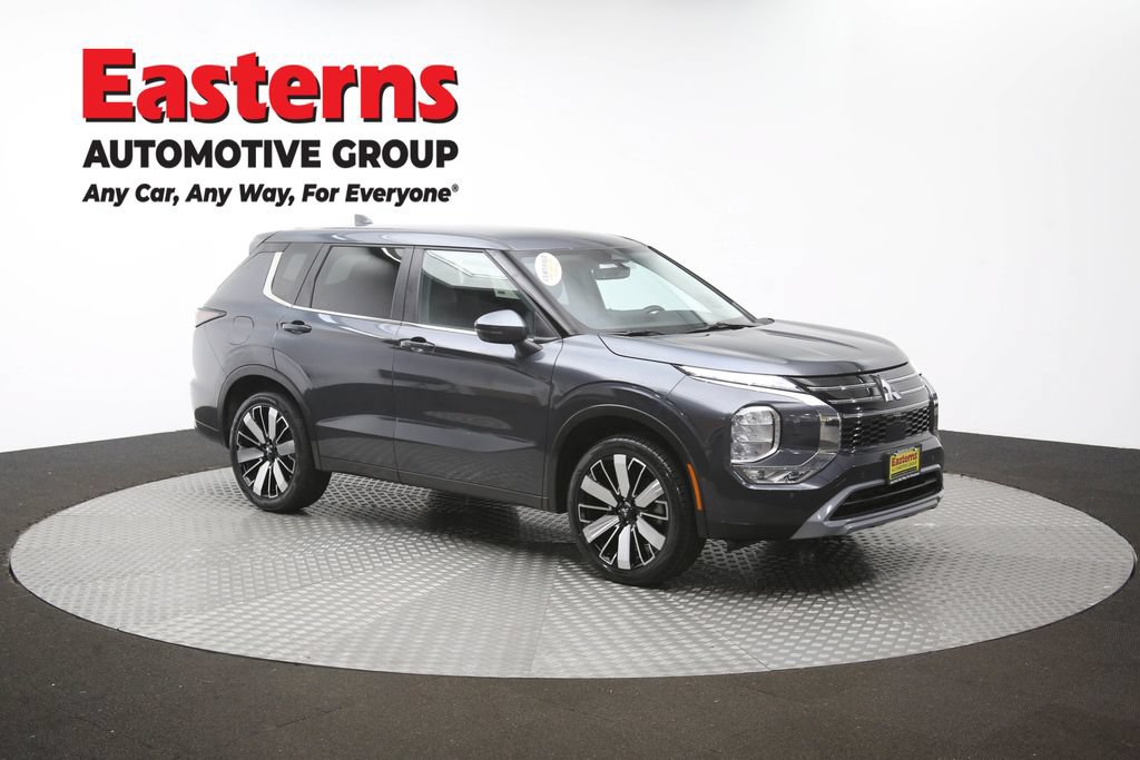 Used 2025 Mitsubishi Outlander SE AWD/4WD image 50