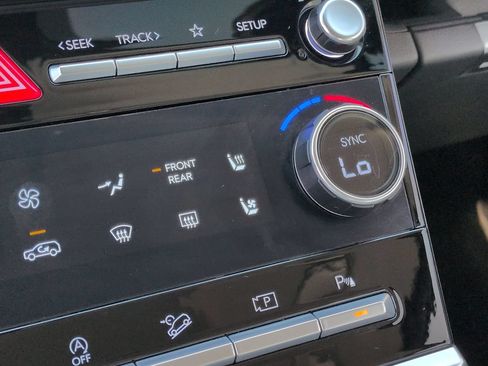 Used 2025 Hyundai Santa Fe Calligraphy AWD/4WD image 24