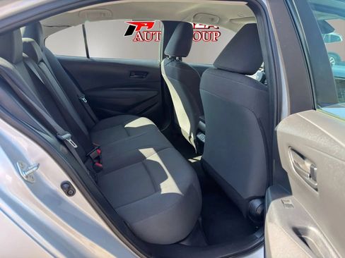 Used 2023 Toyota Corolla LE FWD image 9