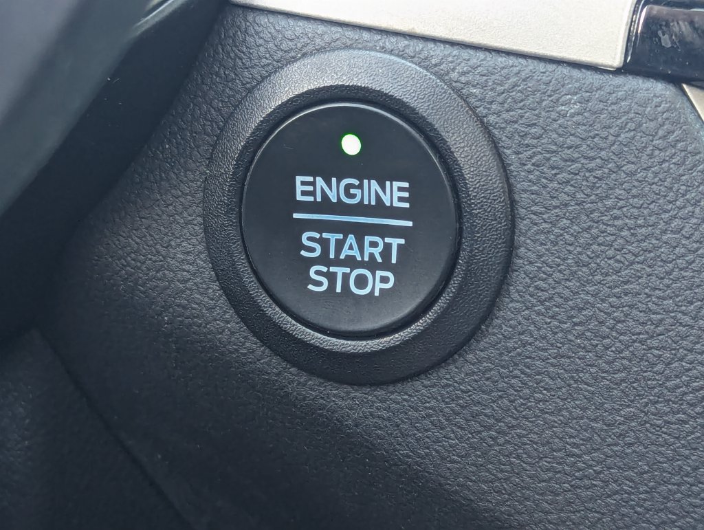 Used 2022 Ford Escape SE AWD/4WD image 17