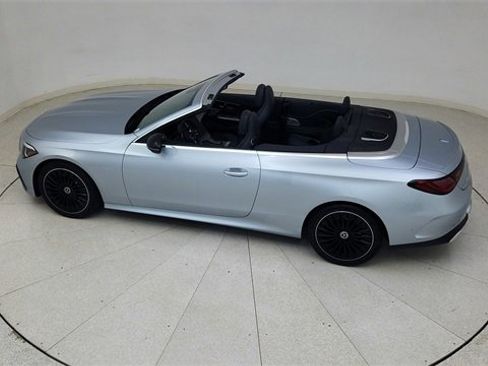 Used 2025 Mercedes-Benz CLE 300 4MATIC Cabriolet image 81