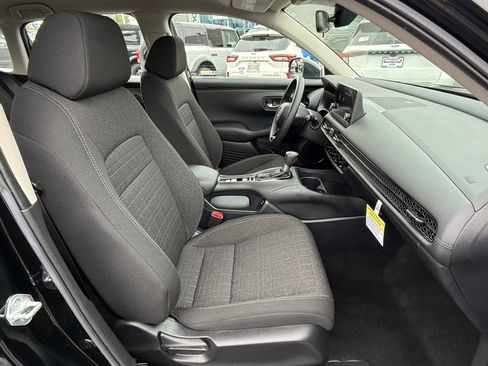 Used 2024 Honda HR-V LX image 17