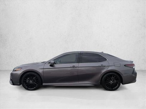 Used 2024 Toyota Camry XSE w/ Navigation Package image 9