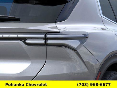 New 2026 Chevrolet Equinox EV LT image 11