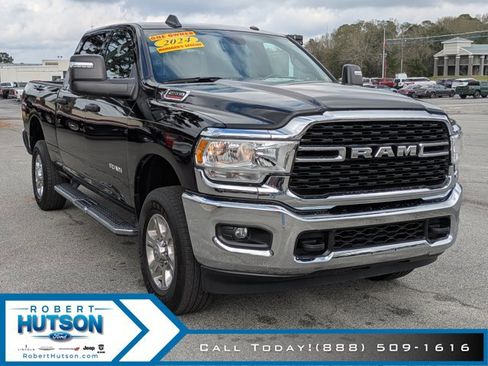 Used 2024 RAM 2500 Big Horn w/ Bed Utility Group image 4