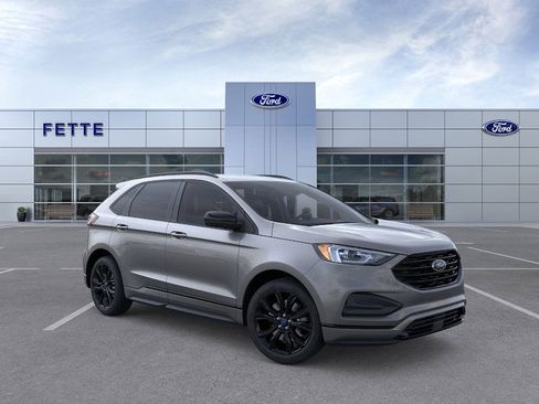 New 2024 Ford Edge SE w/ Black Appearance Package image 7