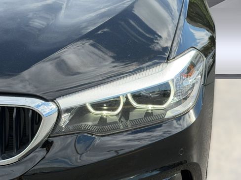 Used 2017 BMW 530i RWD image 12