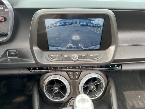 Used 2018 Chevrolet Camaro LT image 34