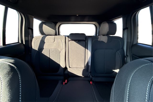 New 2027 Jeep Grand Cherokee Laredo X AWD/4WD image 14