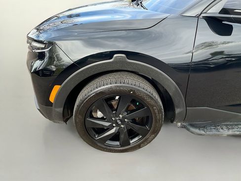 Used 2024 Hyundai Santa Cruz Night AWD/4WD image 29