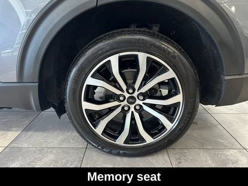 Used 2022 Ford Explorer ST AWD/4WD image 9