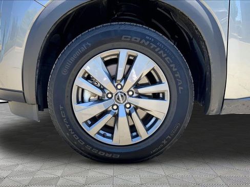 Used 2025 Nissan Pathfinder SV AWD/4WD image 22