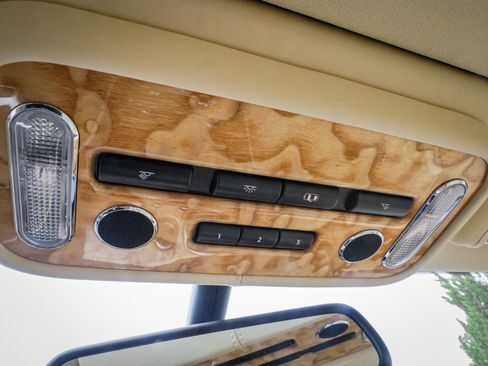 Used 2015 Bentley Continental GT V8 S image 27