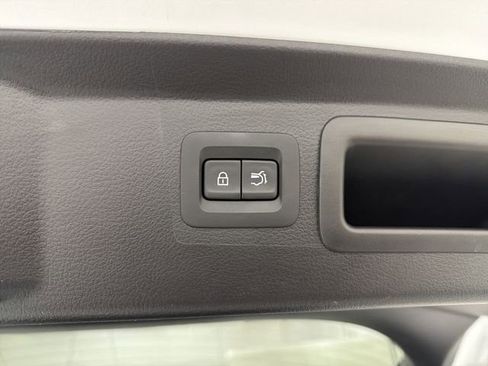 Certified 2025 MAZDA CX-50 AWD 2.5 Hybrid w/ Premium Pkg image 16