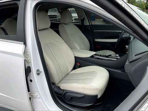 Used 2023 Hyundai Sonata SE FWD image 7