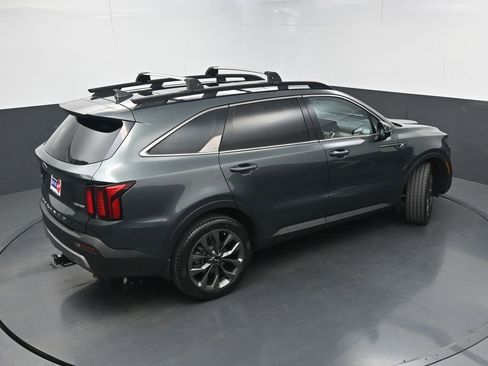 Used 2021 Kia Sorento EX w/ EX AWD X-Line Package image 36