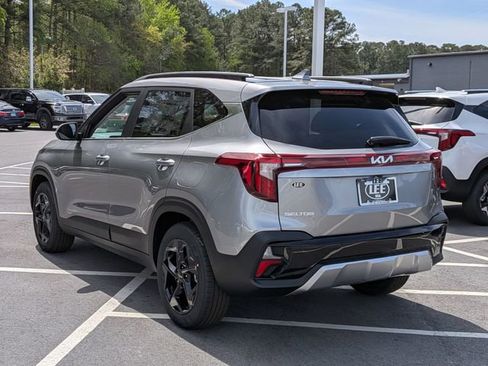 New 2026 Kia Seltos EX FWD image 10