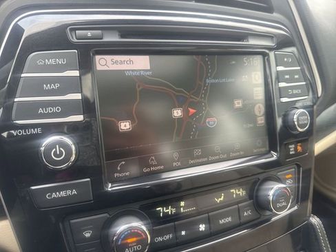 Used 2023 Nissan Maxima Platinum w/ Sport Mat Group FWD image 14