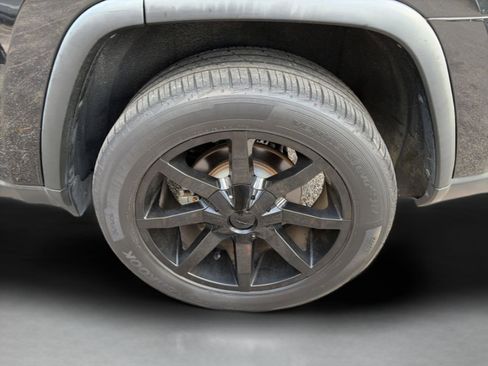 Used 2016 Jeep Grand Cherokee Limited w/ Luxury Group II image 34