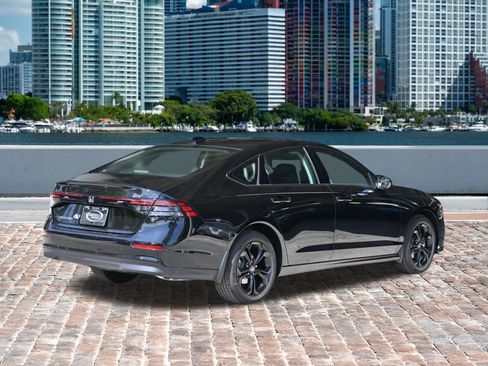 New 2025 Honda Accord SE image 5