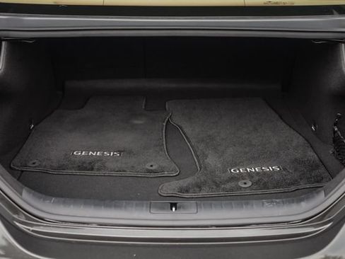 Used 2022 Genesis G70 3.3T AWD/4WD image 84
