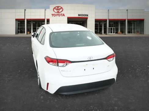 New 2026 Toyota Corolla LE image 18