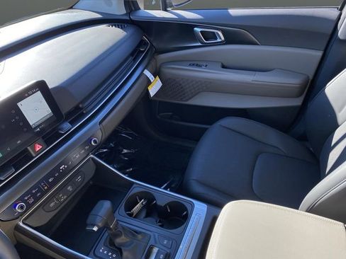 New 2026 Kia Carnival image 22