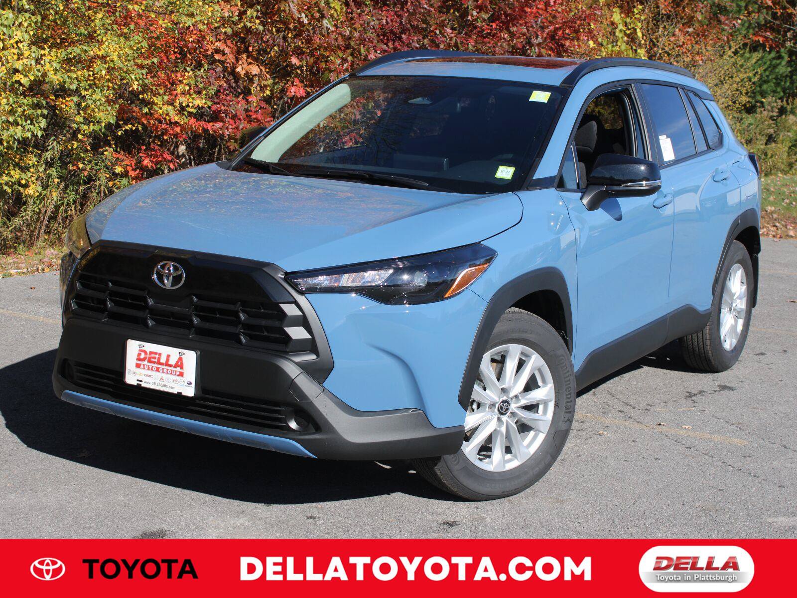New 2026 Toyota Corolla Cross LE w/ Moonroof Package AWD/4WD image 1