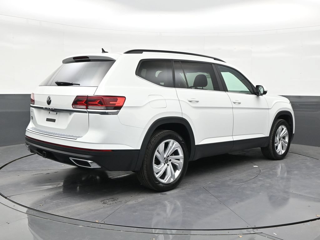 Used 2023 Volkswagen Atlas SE w/ Panoramic Sunroof Package FWD image 5