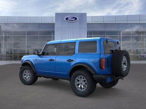 New 2025 Ford Bronco Badlands image 4