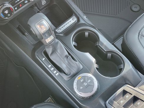 New 2026 Ford Bronco Outer Banks image 20