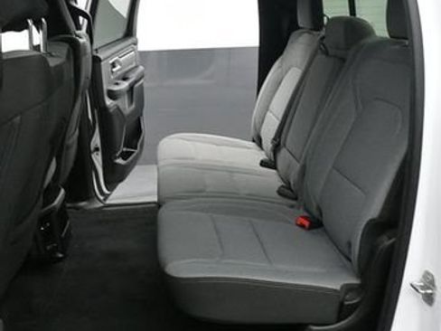 Used 2021 RAM 1500 Big Horn AWD/4WD image 12