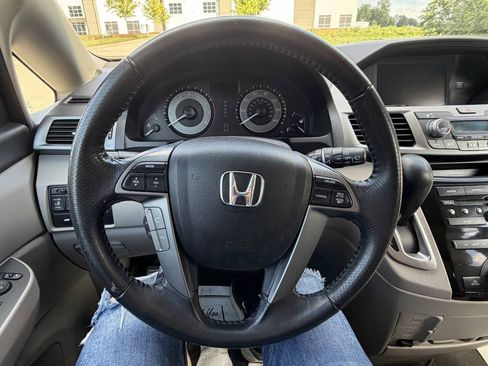 Used 2011 Honda Odyssey EX-L image 24