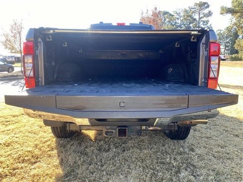 Used 2020 Ford F350 Lariat w/ Lariat Ultimate Package image 39