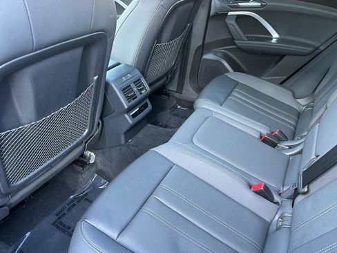 Used 2025 Audi Q5 Premium Plus w/ Premium Plus image 12