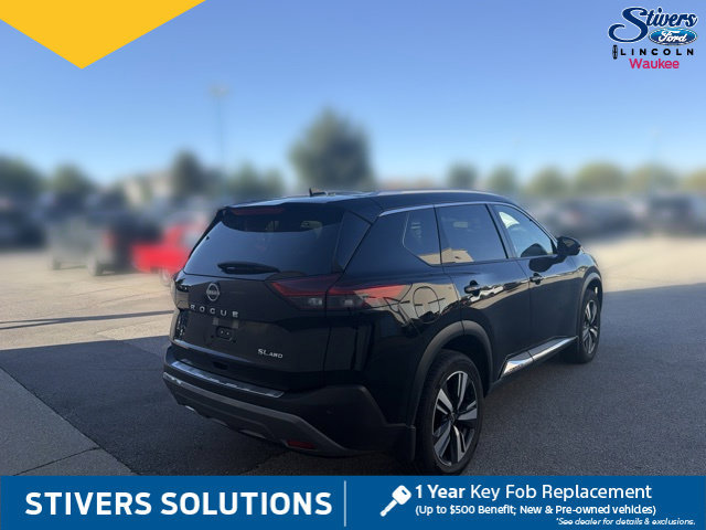 Used 2023 Nissan Rogue SL AWD/4WD image 6