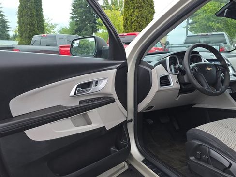Used 2013 Chevrolet Equinox LS AWD/4WD image 54