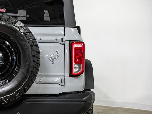 Used 2022 Ford Bronco Black Diamond image 46