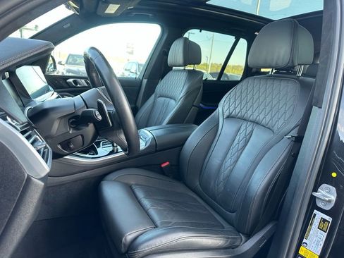 Used 2022 BMW X5 M50i w/ Executive Package AWD/4WD image 13