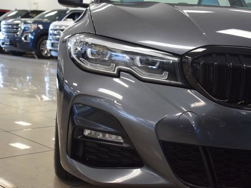 Used 2020 BMW 330i Sedan w/ M Sport Package image 13