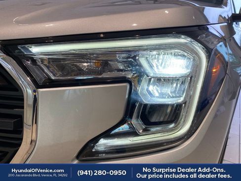 Used 2022 GMC Terrain SLE AWD/4WD image 12
