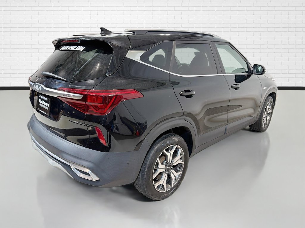 Used 2023 Kia Seltos EX AWD/4WD image 9