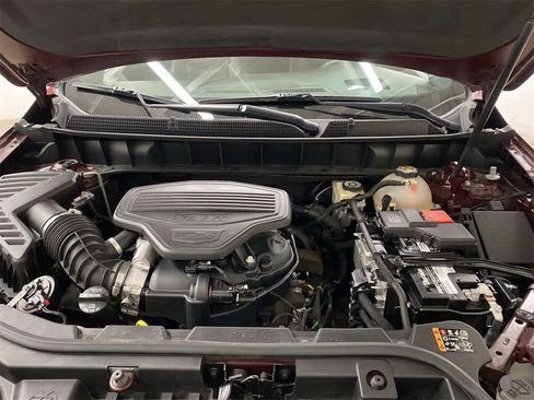 Used 2017 Cadillac XT5 Platinum image 13