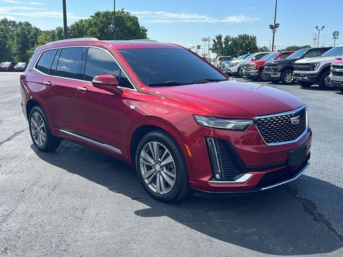 Used 2024 Cadillac XT6 Premium Luxury AWD/4WD image 8