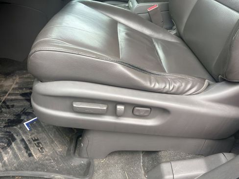 Used 2011 Honda Odyssey Touring image 21