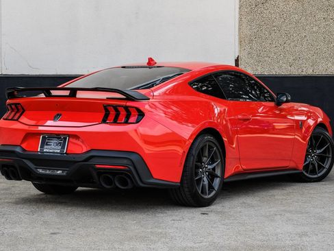 Used 2025 Ford Mustang Dark Horse RWD image 7