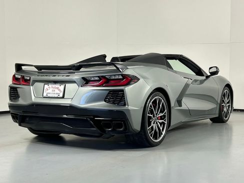 Used 2024 Chevrolet Corvette Stingray Premium Conv w/ Z51 Performance Package image 12